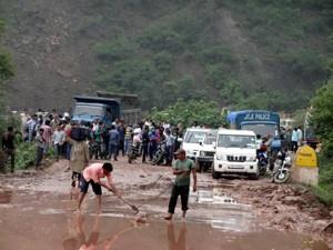 Bhaderwah-Doda highway restored for vehicular movement